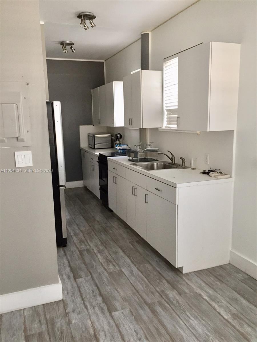 610 8th St # 103, Miami Beach FL 33139