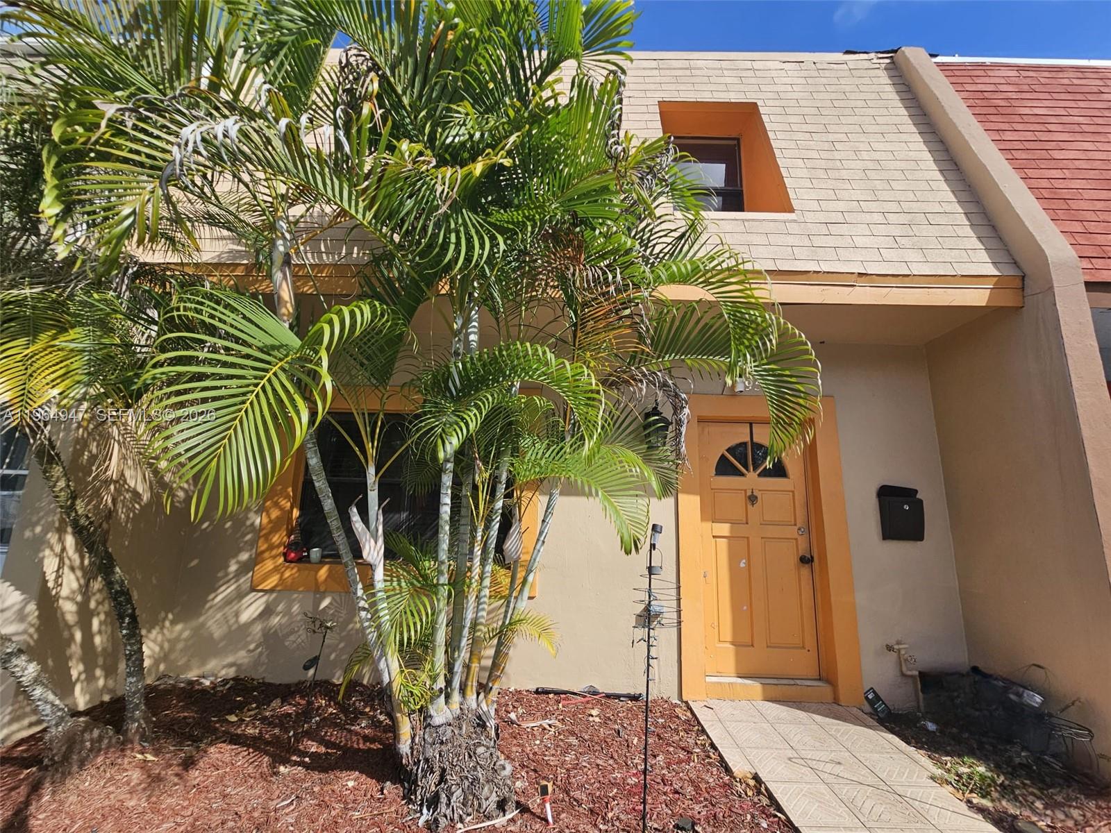 5953 NW 24th Ct, Sunrise FL 33313