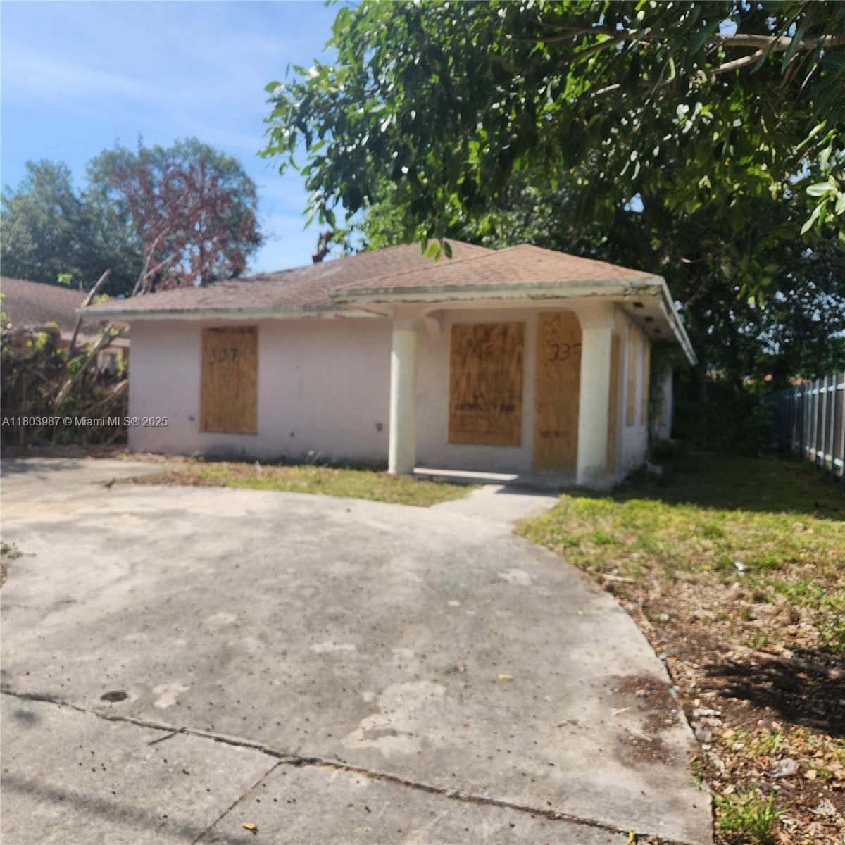 337 NW 49th St, Miami FL 33127