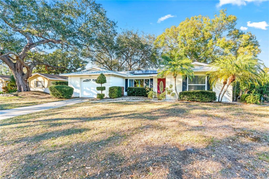 2040 FOREST DRIVE