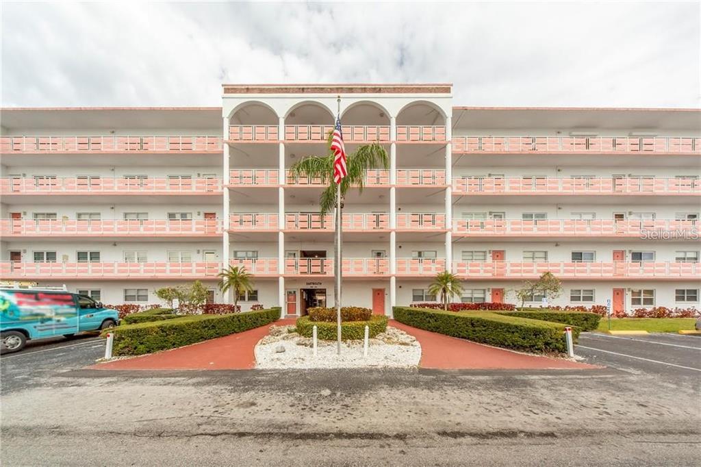 5501 80TH STREET N UNIT 207