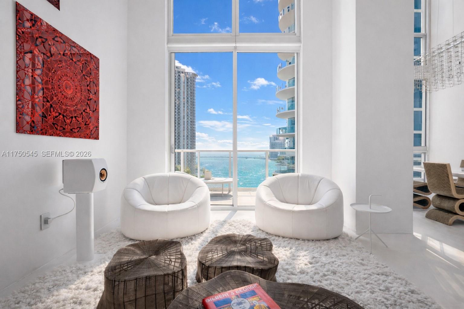 300 S Biscayne Blvd # 1012, Miami FL 33131