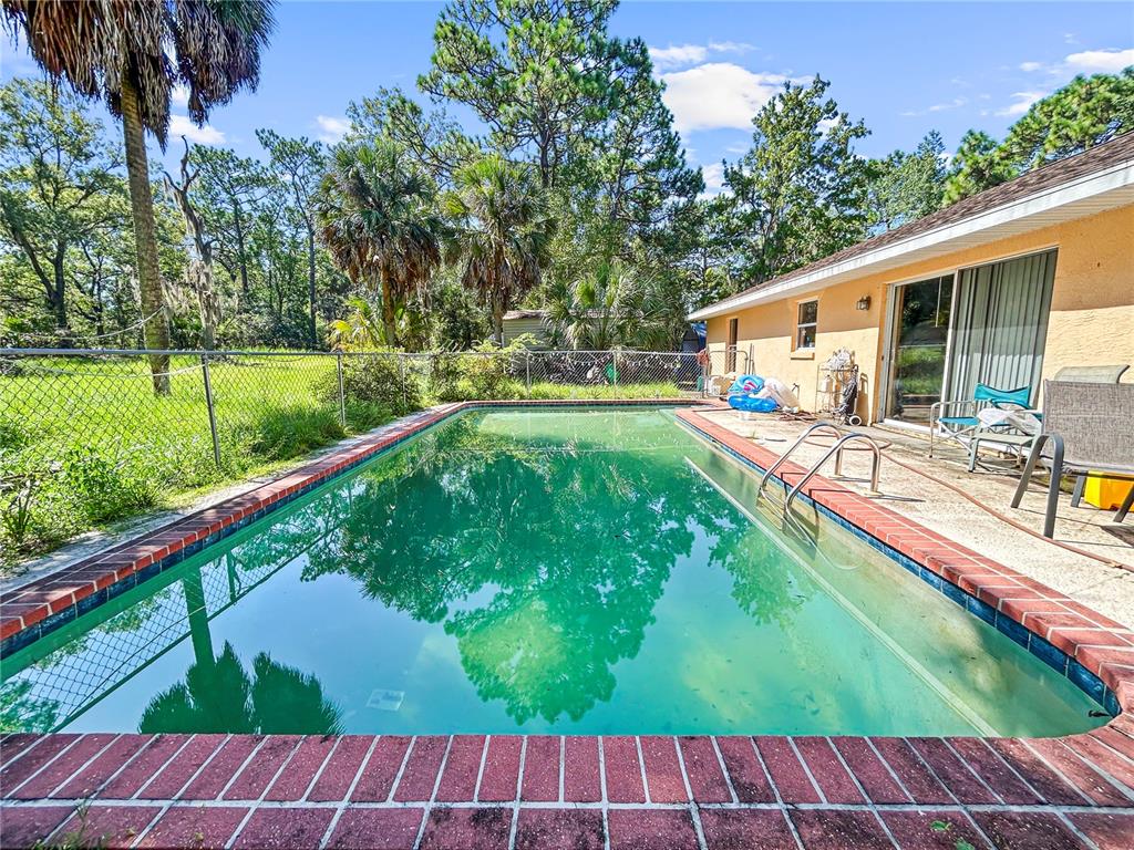 2709 N TURKEY OAK DRIVE