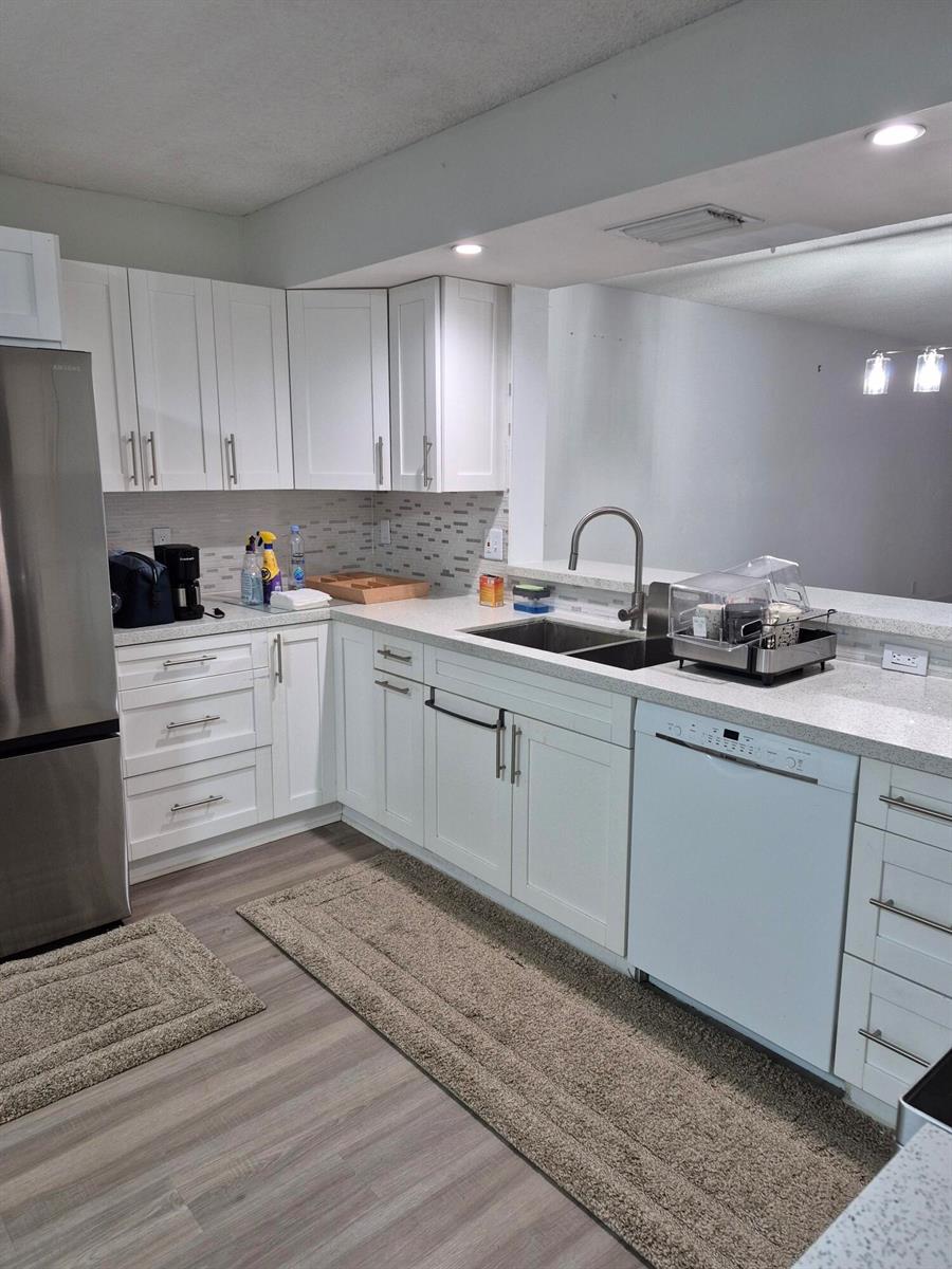 9717 Sills Drive E # 102, Boynton Beach FL 33437