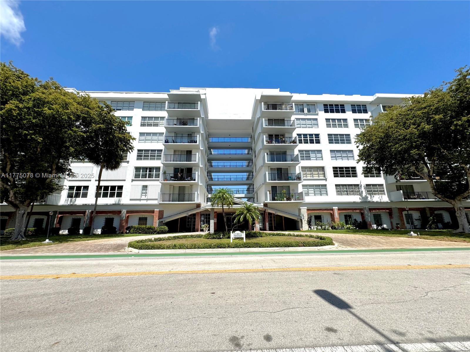1001 91st St # 710, Bay Harbor Islands FL 33154