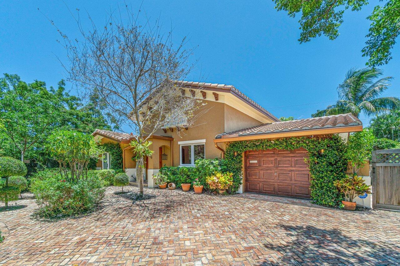 870 NW 7th Street, Boca Raton FL 33486