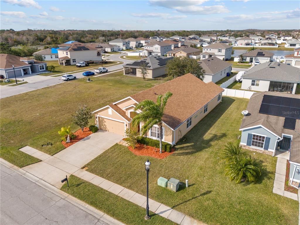 2542 BOBBY LEE LANE