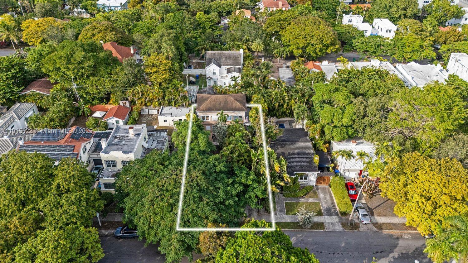 137 NE 46th St, Miami FL 33137