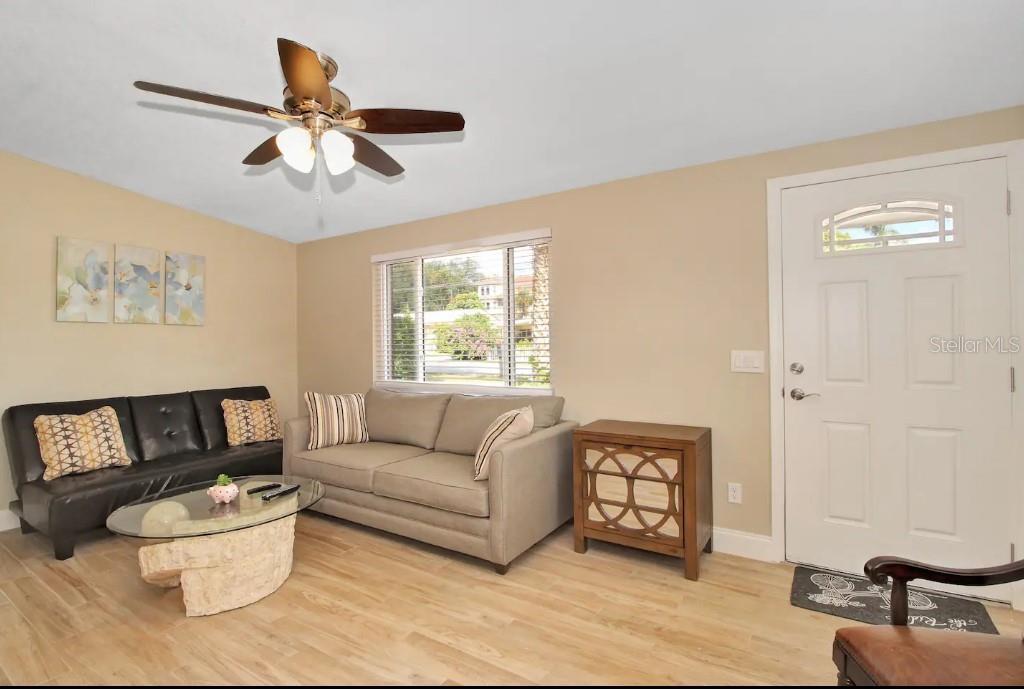 514 ULELAH AVENUE, PALM HARBOR, FL — photo 3 of 9