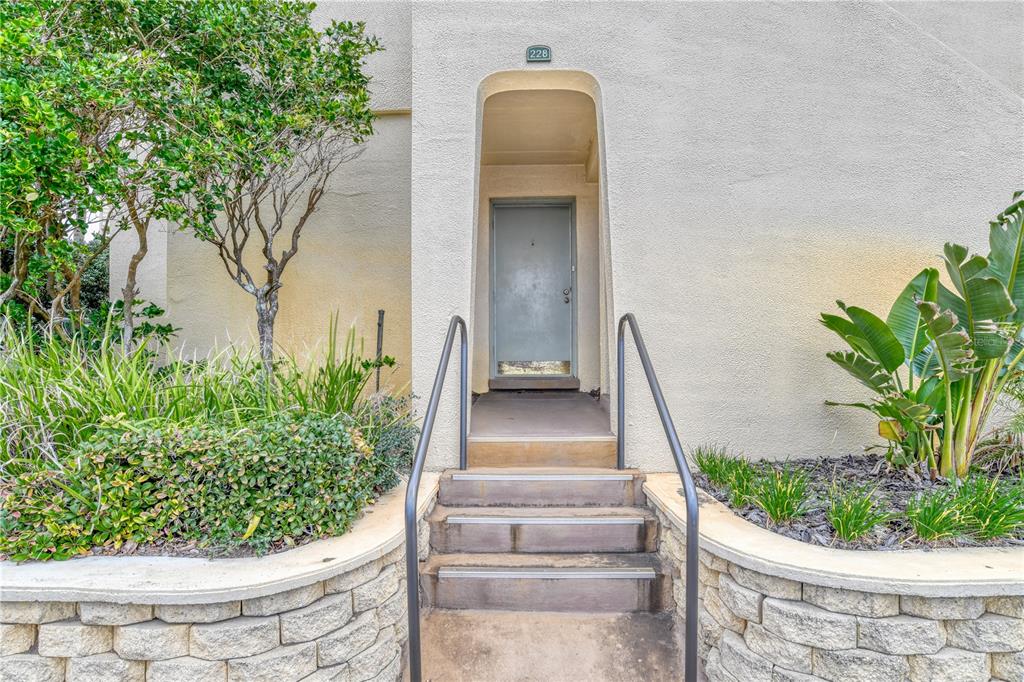8550 A1A S UNIT 228