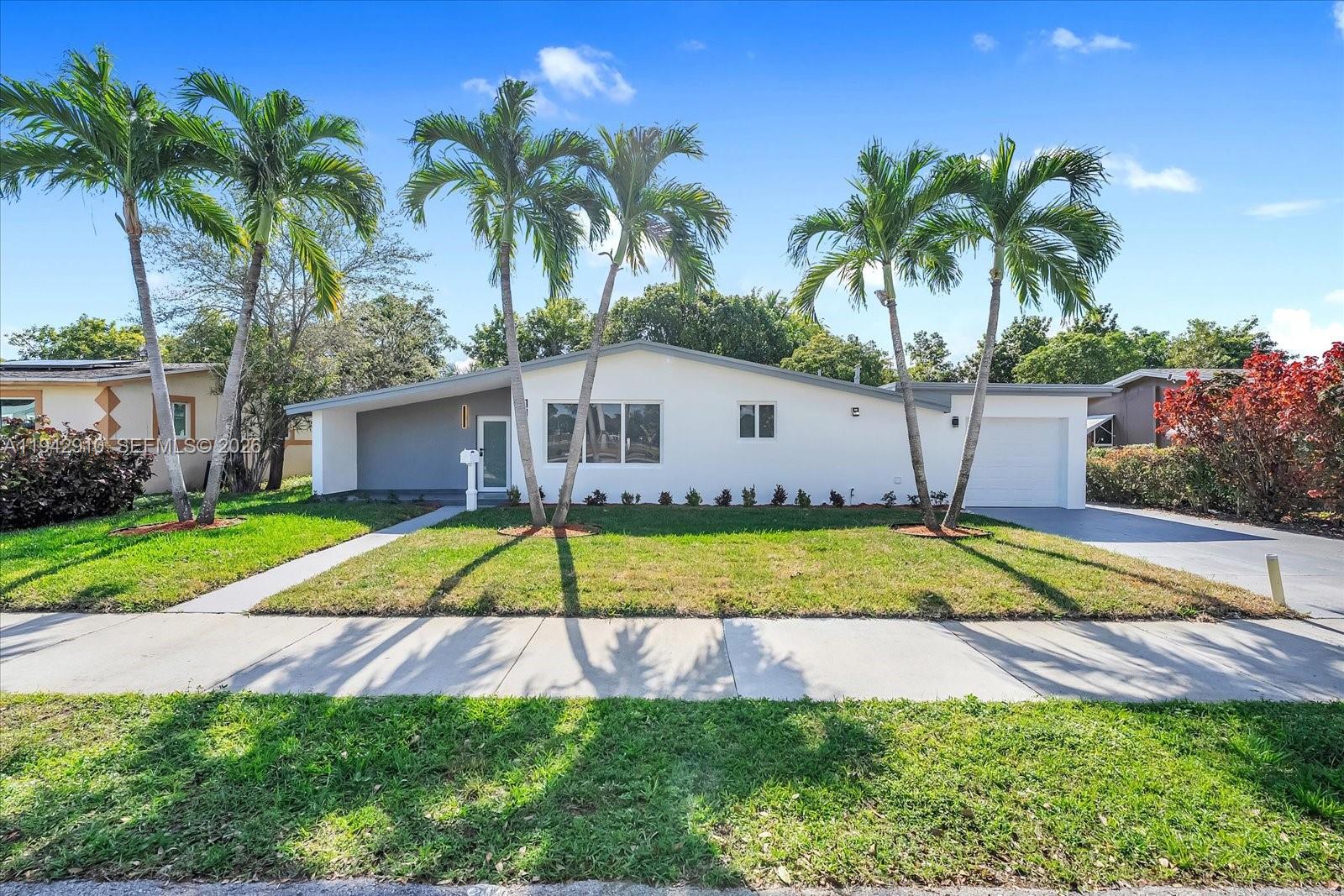 1110 NW 183rd St, Miami Gardens FL 33169