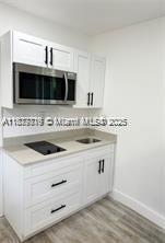 2740 NW 49th St, Miami FL 33142