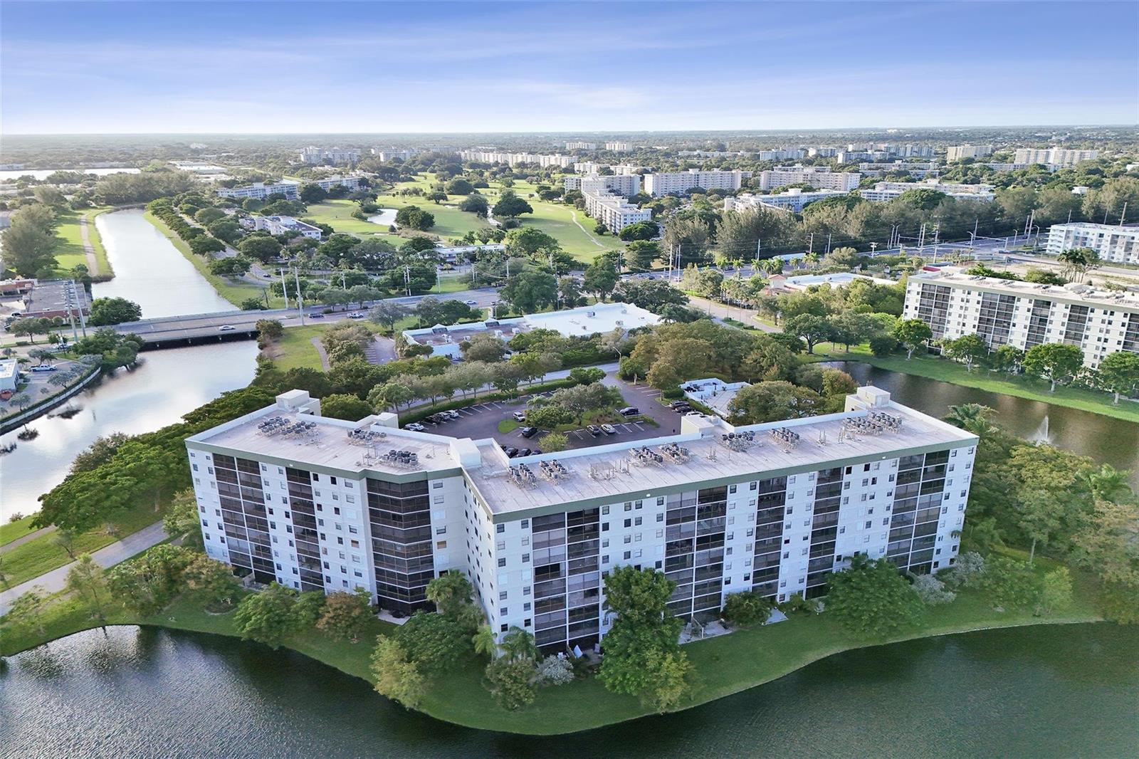 2334 S Cypress Bend Drive # 304, Pompano Beach FL 33069