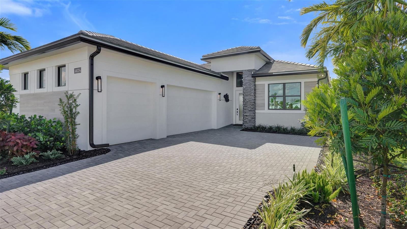 10208 Voltaire Place, Palm Beach Gardens FL 33412