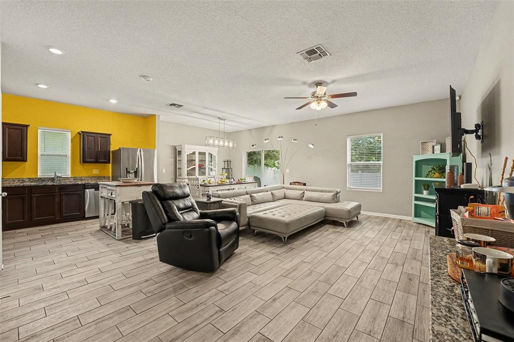 1128 ROBERTA ROAD, LAKE WALES, FL — photo 3 of 30
