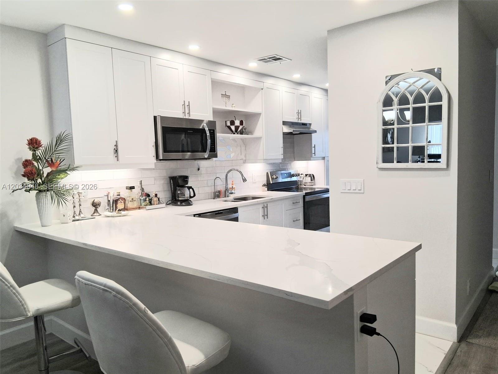 1150 Boxwood Dr # 101, Delray Beach FL 33445