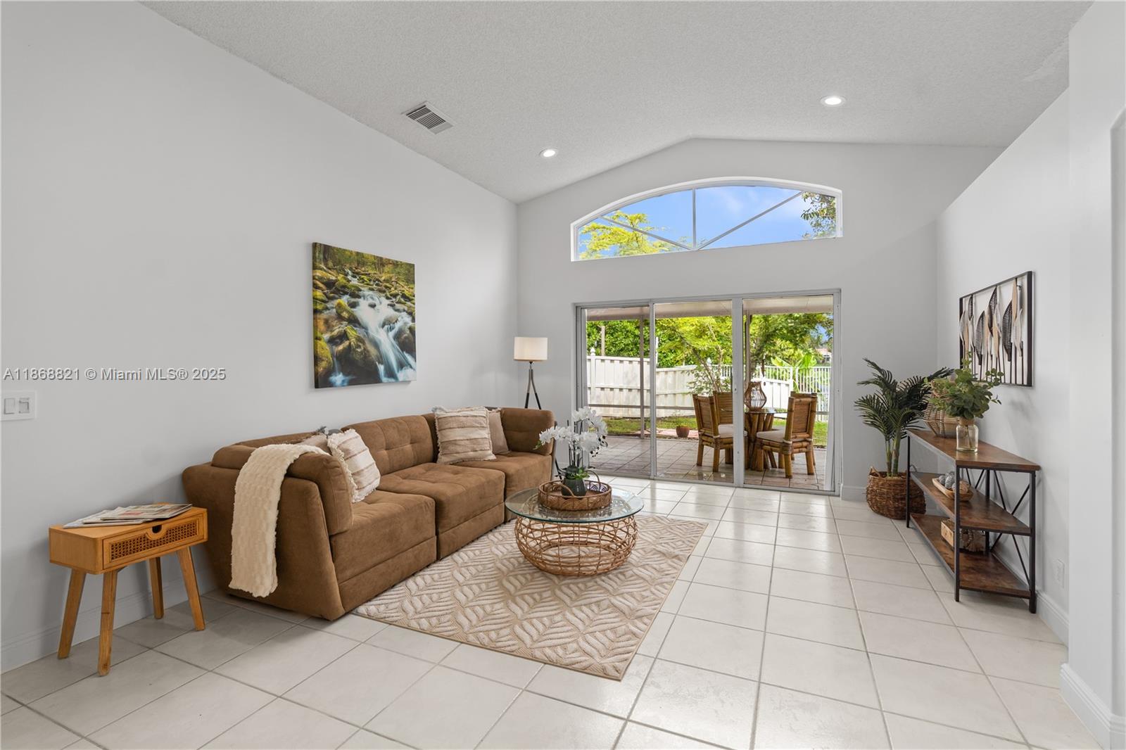 3439 SW 51st St, Hollywood FL 33312
