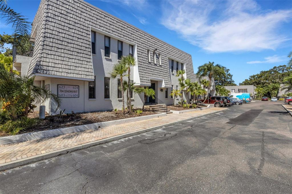 704 LYNDHURST STREET UNIT 623