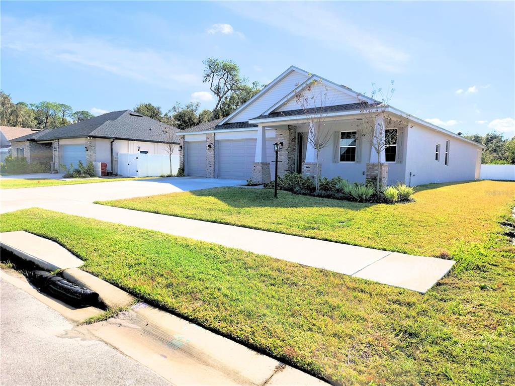 413 SHANNON ESTATES COURT