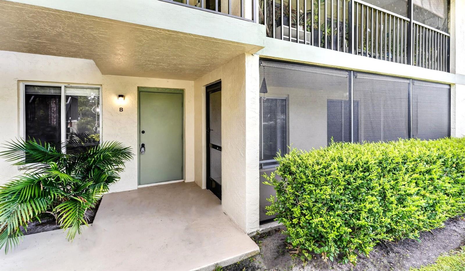 6495 Chasewood Drive # B, Jupiter FL 33458