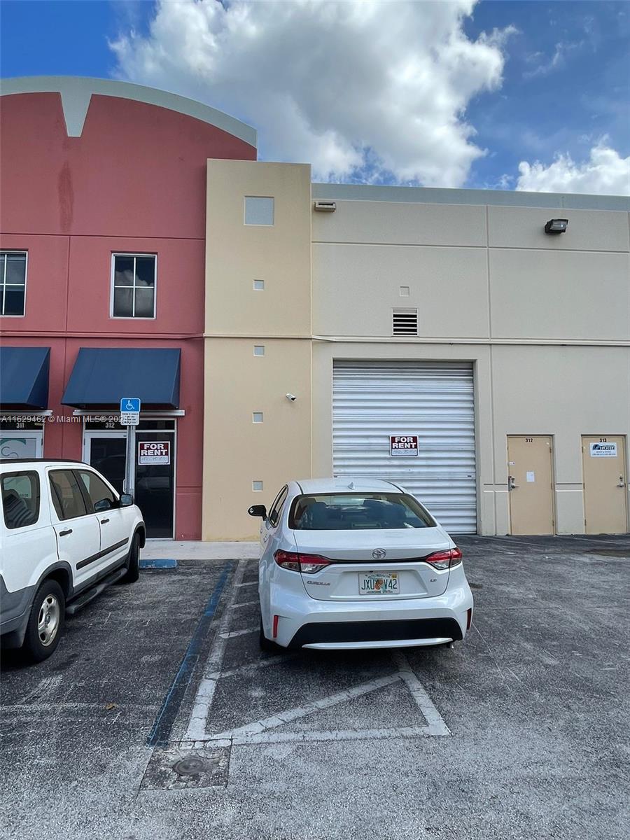 6020 NW 99th Ave # 312, Doral FL 33178