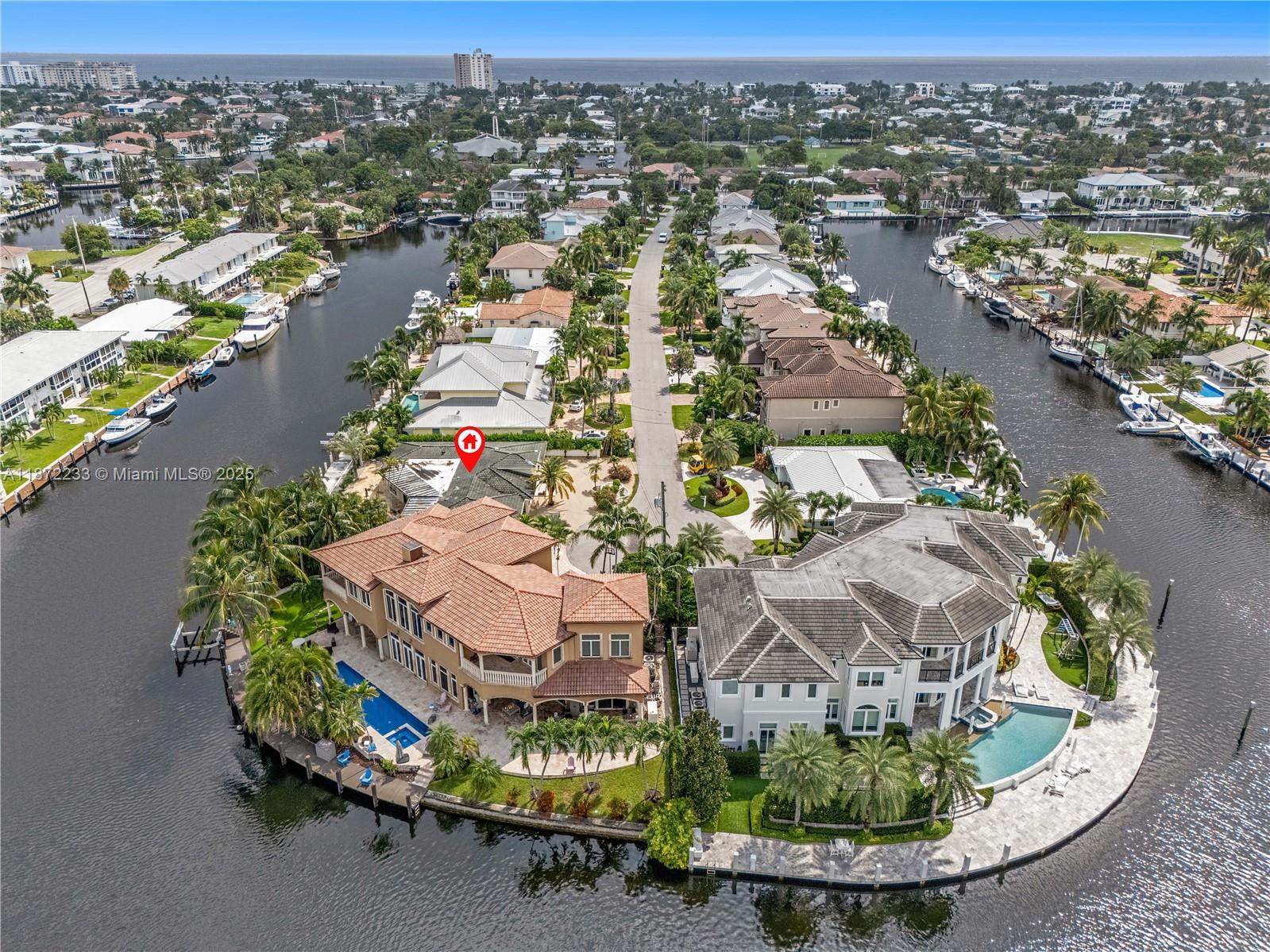2321 NE 35th St, Lighthouse Point FL 33064