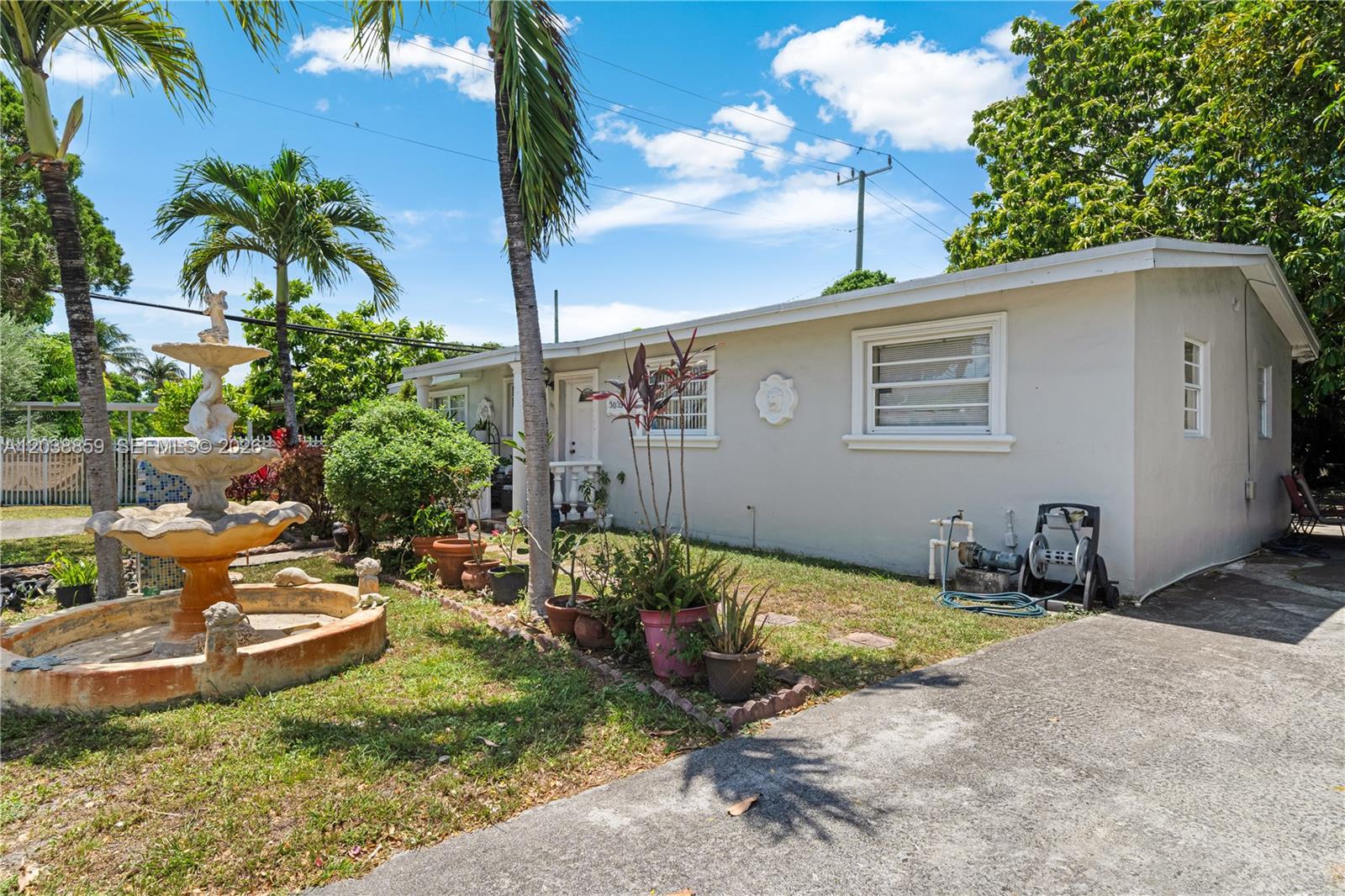 3035 NW 83rd St, Miami FL 33147