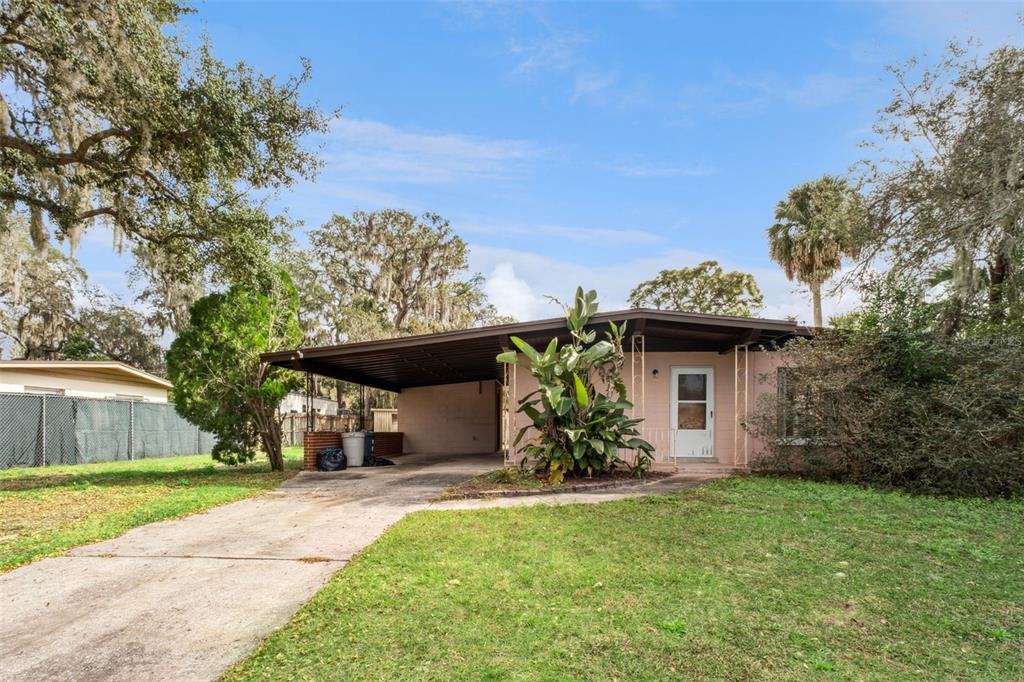705 CHEROKEE CIRCLE