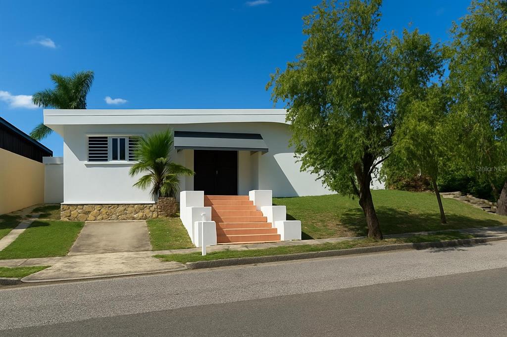 3 CLARISA ST UNIT 447
