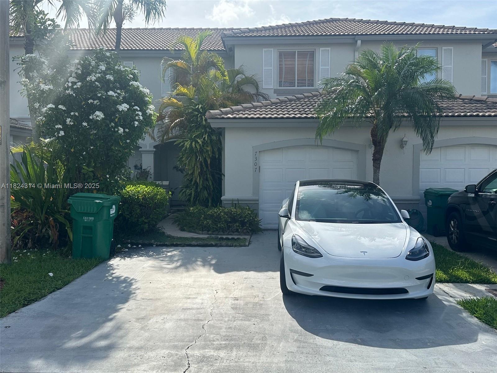 7307 SW 162nd Pl, Miami FL 33193