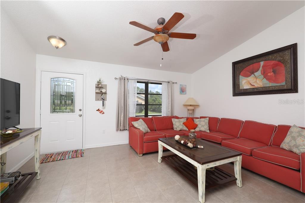 18091 BRACKEN CIRCLE, PORT CHARLOTTE, FL — photo 5 of 30
