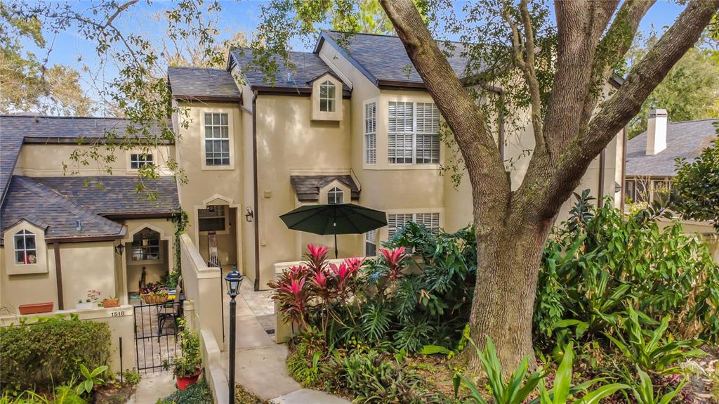 1520 FARRINDON CIRCLE