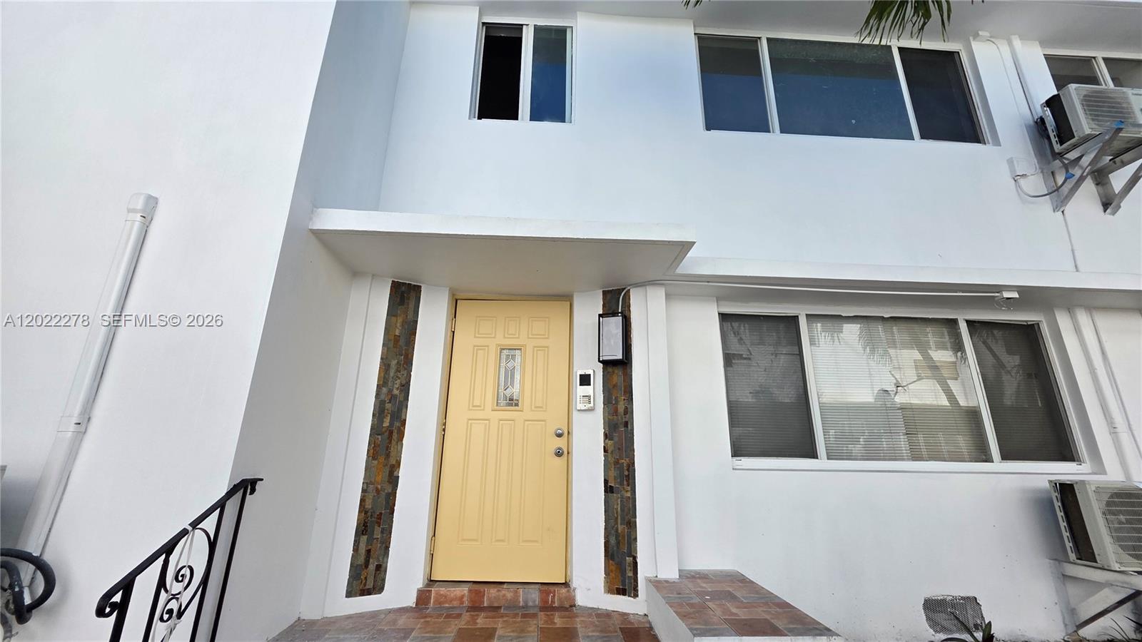 7629 Dickens Ave # 8, Miami Beach FL 33141