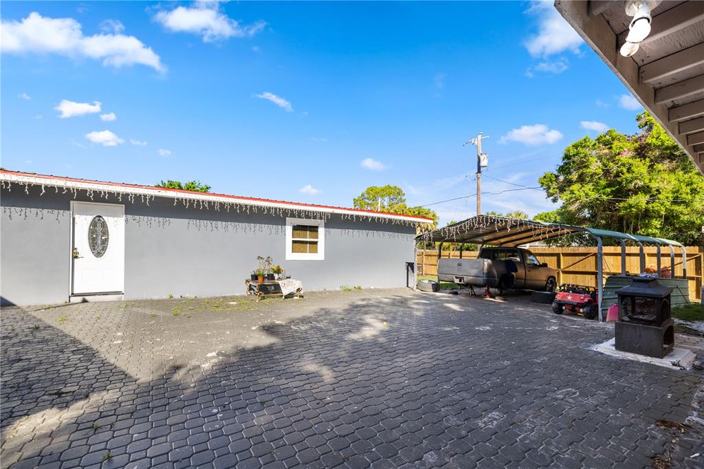 3502 NW 7TH STREET