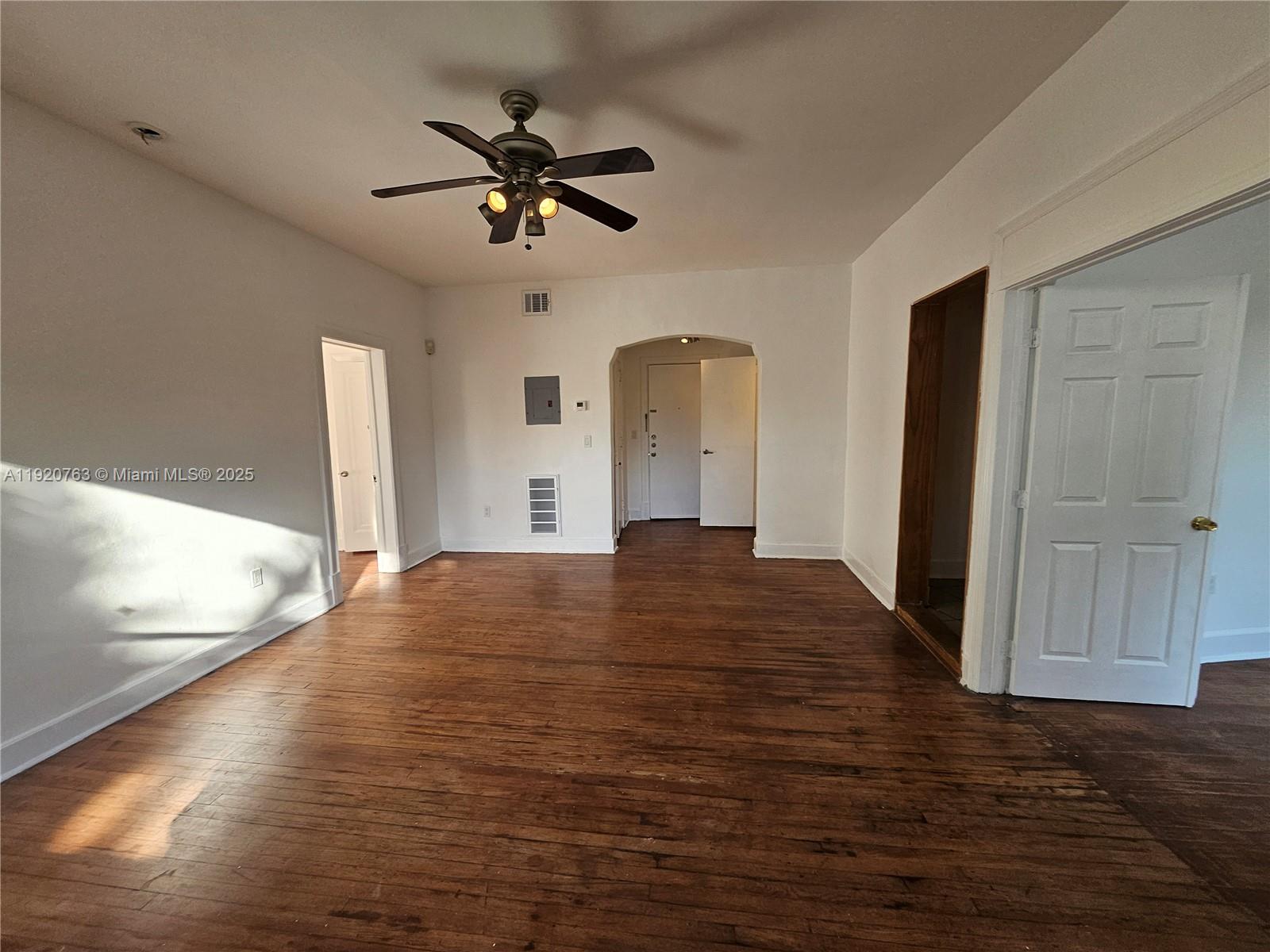 900 16th St # 207, Miami Beach FL 33139