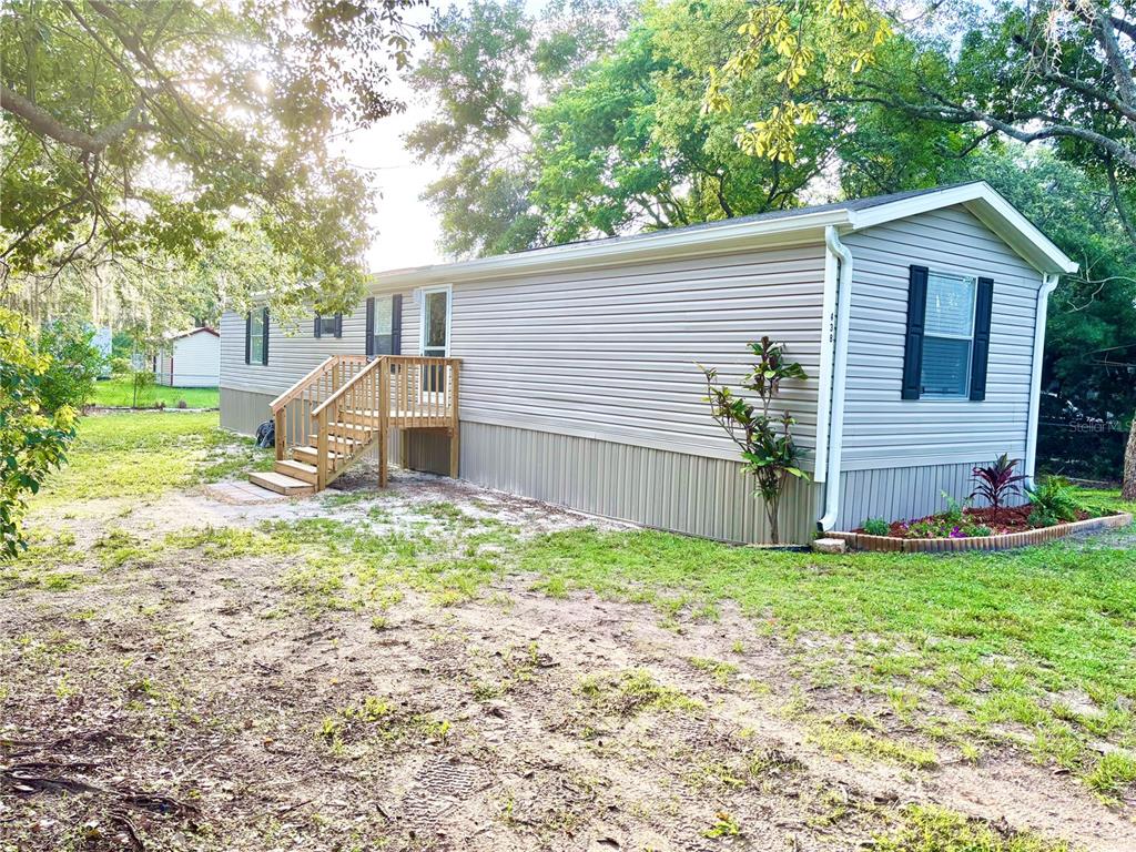 438 RAY KEEN ROAD