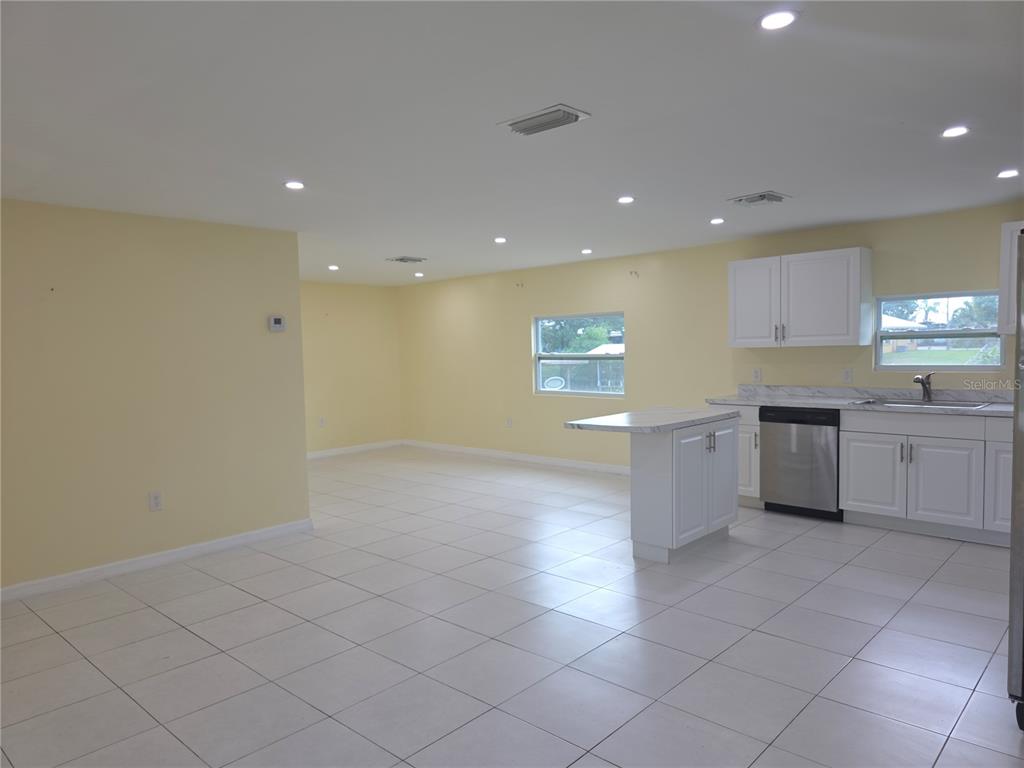 3633 SE 20TH TERRACE, OKEECHOBEE, FL — photo 2 of 20