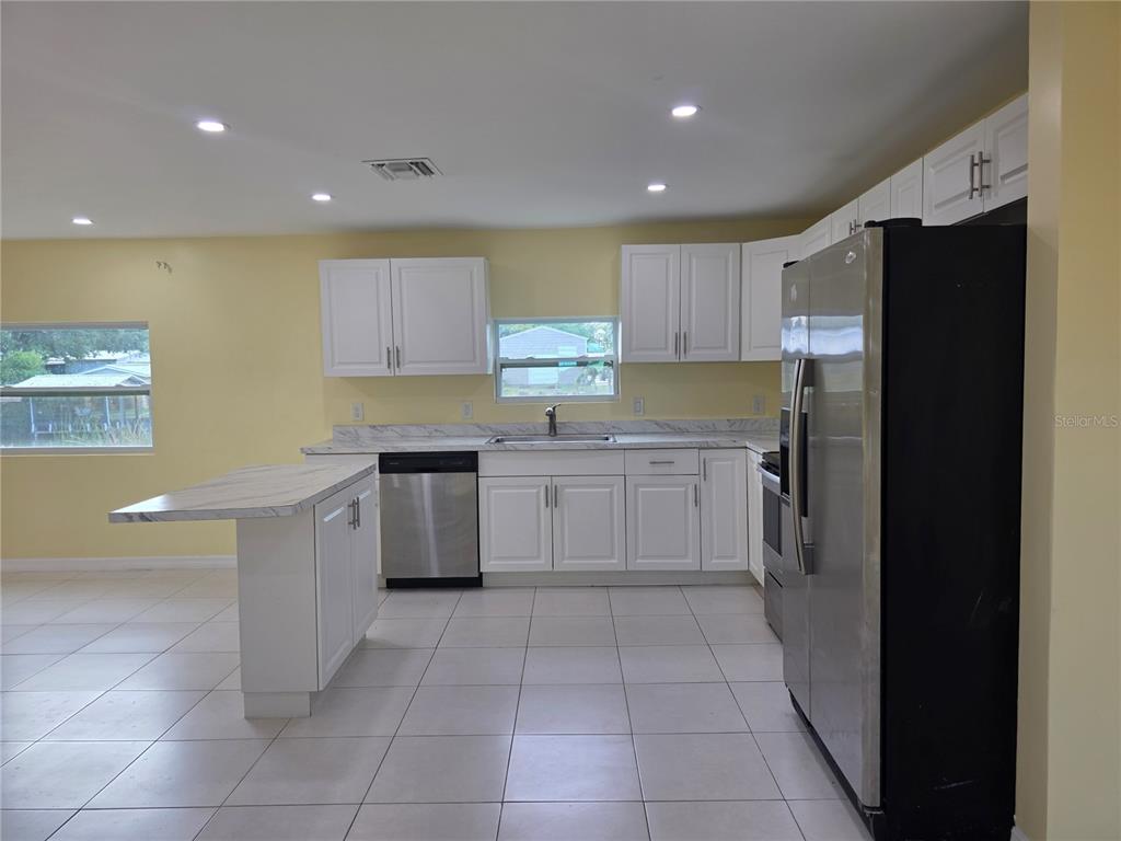 3633 SE 20TH TERRACE, OKEECHOBEE, FL — photo 5 of 20
