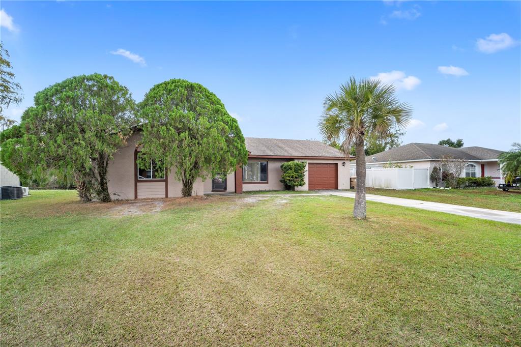 128 HOLLYHOCK COURT