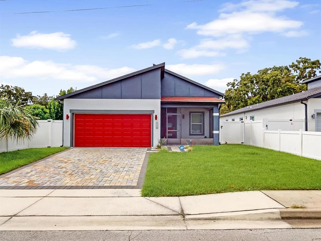 1110 VAN LIEU STREET
