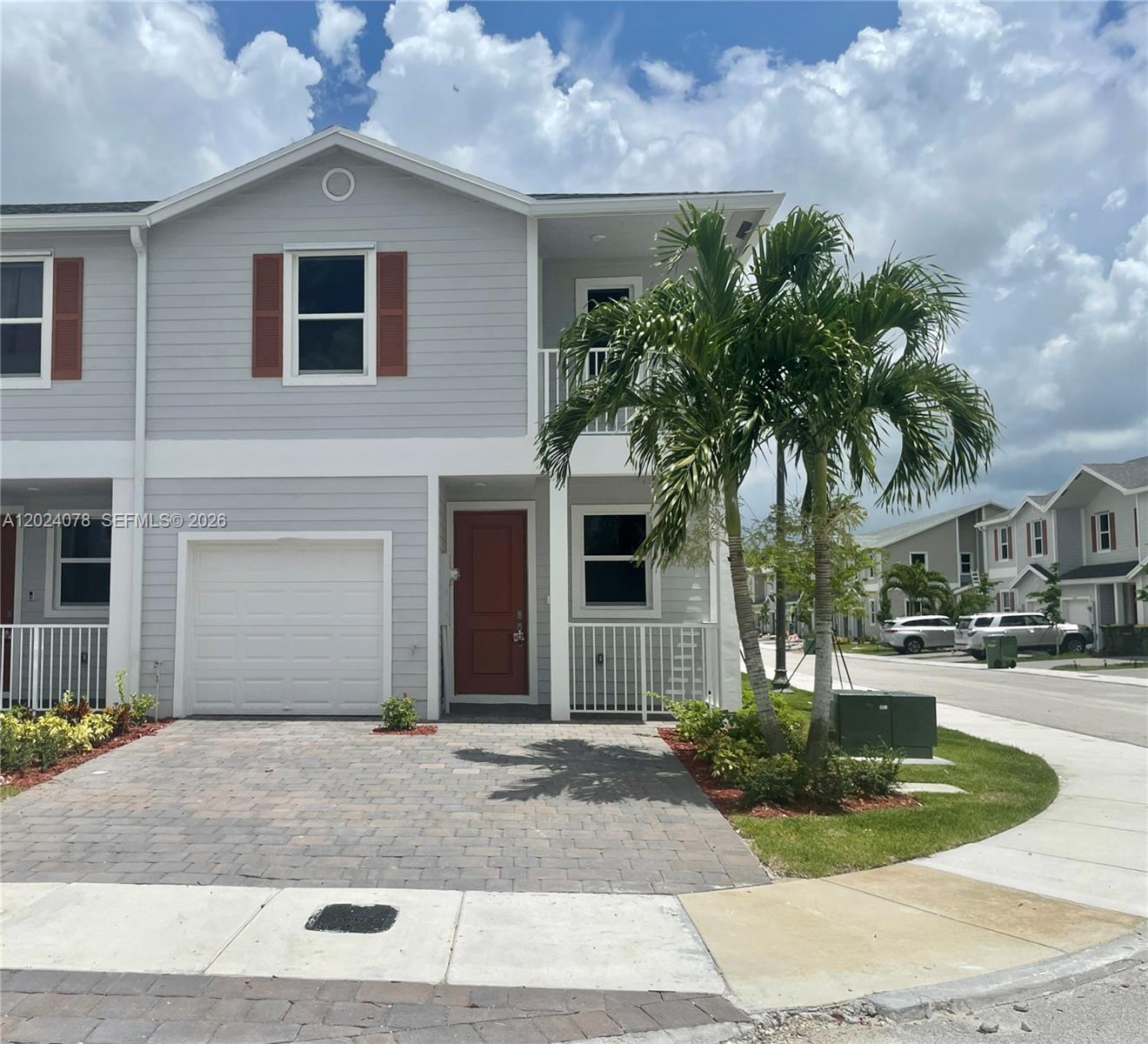 906 SE 17th St # 0, Homestead FL 33034
