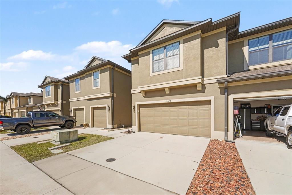 5128 BAY ISLE CIRCLE