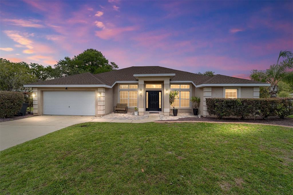 15 SUNRISE DRIVE