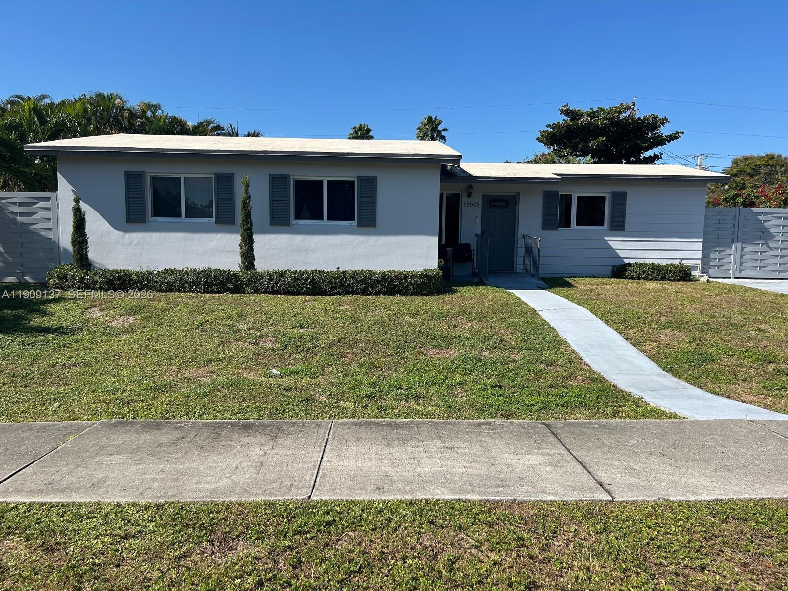 17902 NW 81st Ct, Hialeah FL 33015
