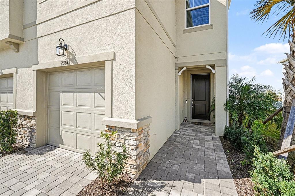 2361 SUMMERLIT STREET, LUTZ, FL — photo 4 of 30