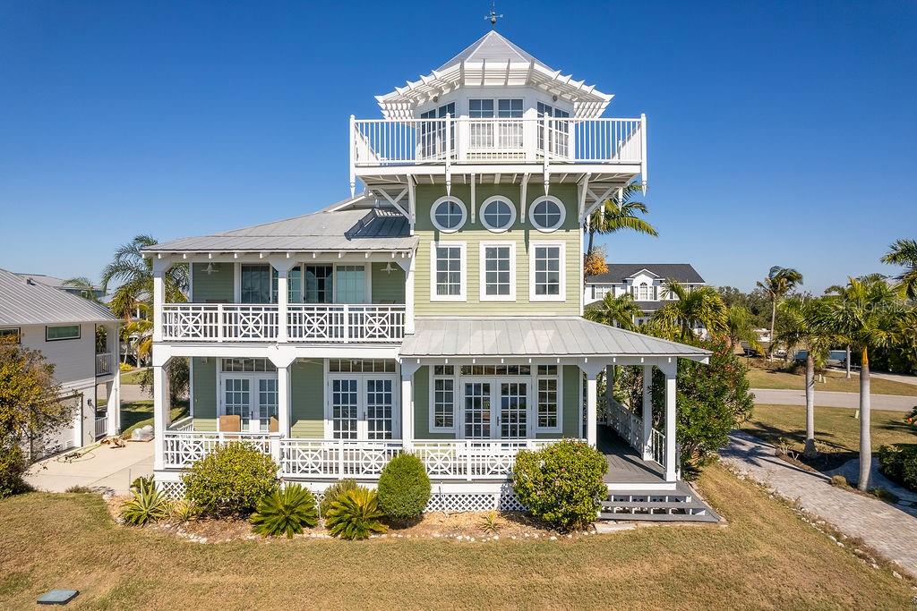 31 ISLAND COURT