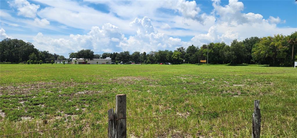 US-17 & 1ST STREET E, PIERSON, FL — photo 4 of 7