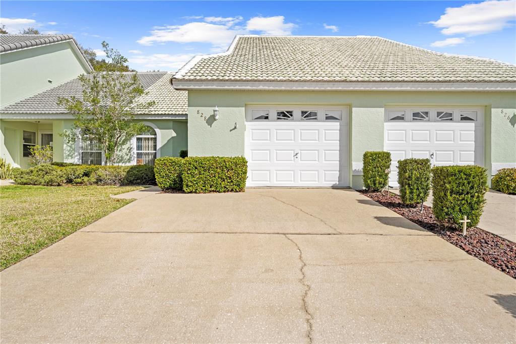 828 WINDERMERE BOULEVARD