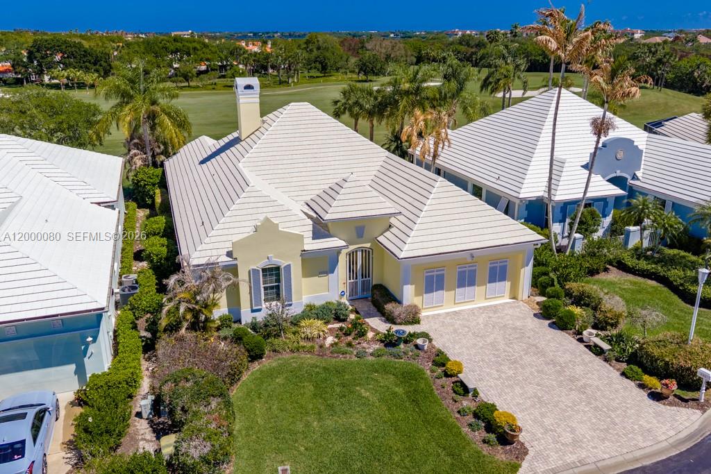 VERO BEACH, FL — photo 3 of 30