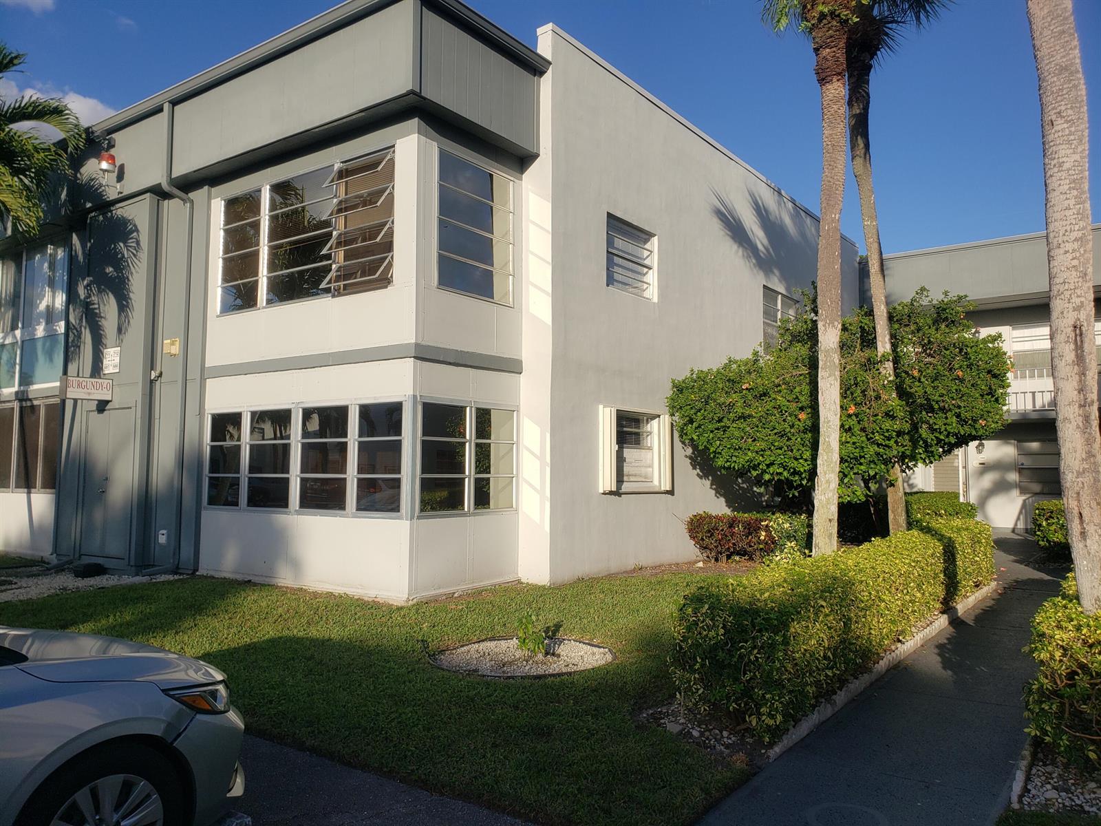 688 Burgundy O, Delray Beach FL 33484
